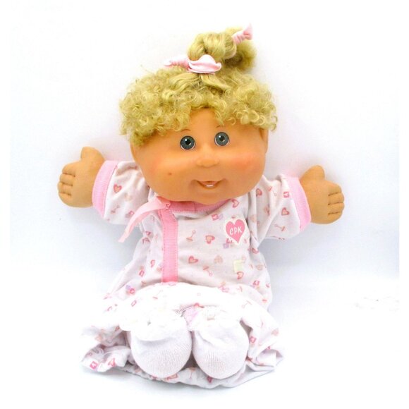 2004 Cabbage Patch Kid PLay Along PA 17 Blonde Blue Eyes Doll Pink Heart Pajamas - Picture 1 of 6